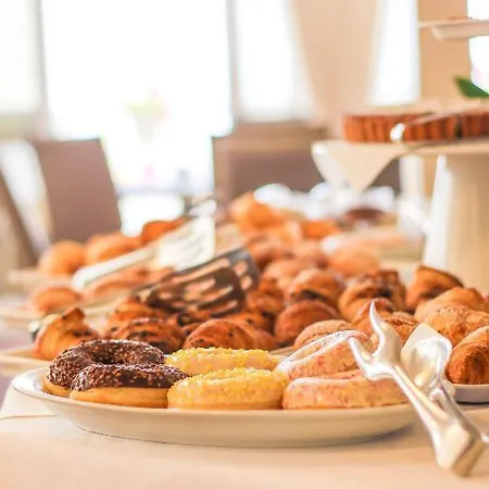 ホテル Loreley 3*