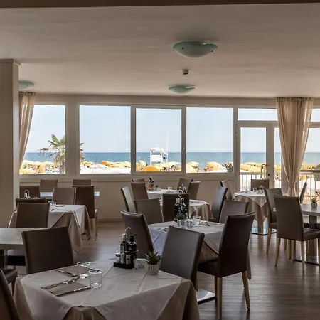 ホテル Loreley 3*