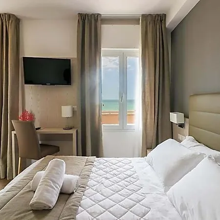 Loreley Hotel 3*