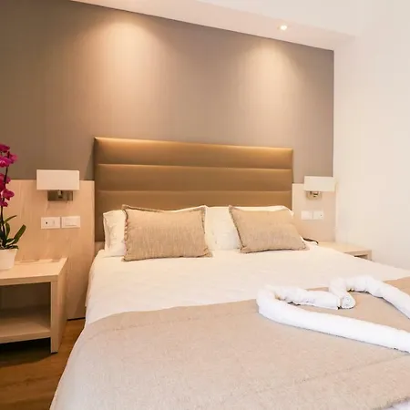 Отель Loreley Лидо-ди-Езоло