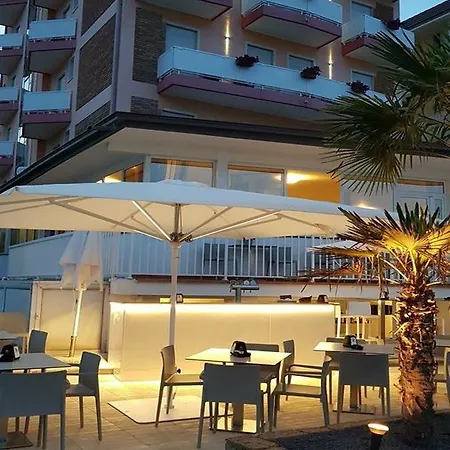 ホテル Loreley 3*