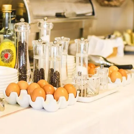Loreley Hotel 3*