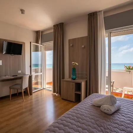 Loreley Hotel 3*